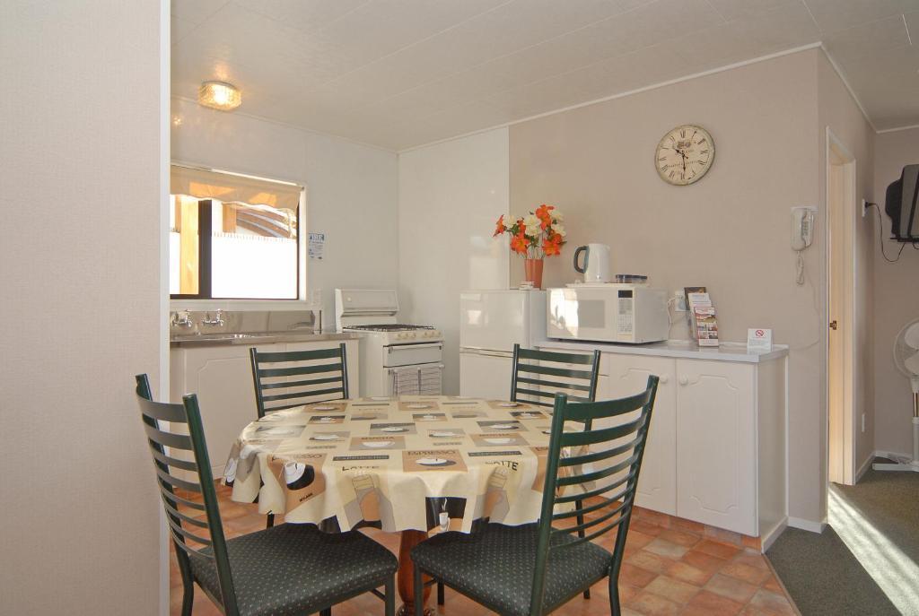 Gloucester House Motel Hastings Room photo
