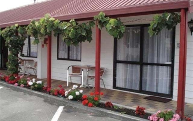 Gloucester House Motel Hastings Exterior photo